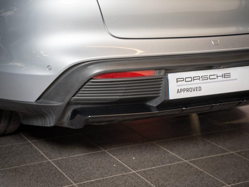 Voitures occasions PORSCHE Taycan Cross Turismo 4S Champagne-au-Mont-d'Or