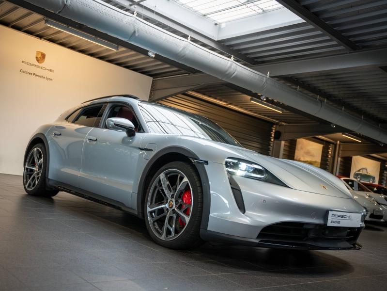 Voitures occasions PORSCHE Taycan Cross Turismo 4S Champagne-au-Mont-d'Or