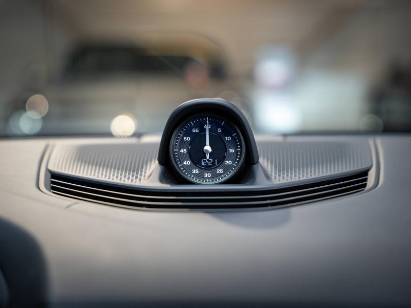 Voitures occasions PORSCHE Taycan Cross Turismo 4S Champagne-au-Mont-d'Or