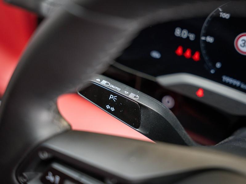 Voitures occasions PORSCHE Taycan Cross Turismo 4S Champagne-au-Mont-d'Or