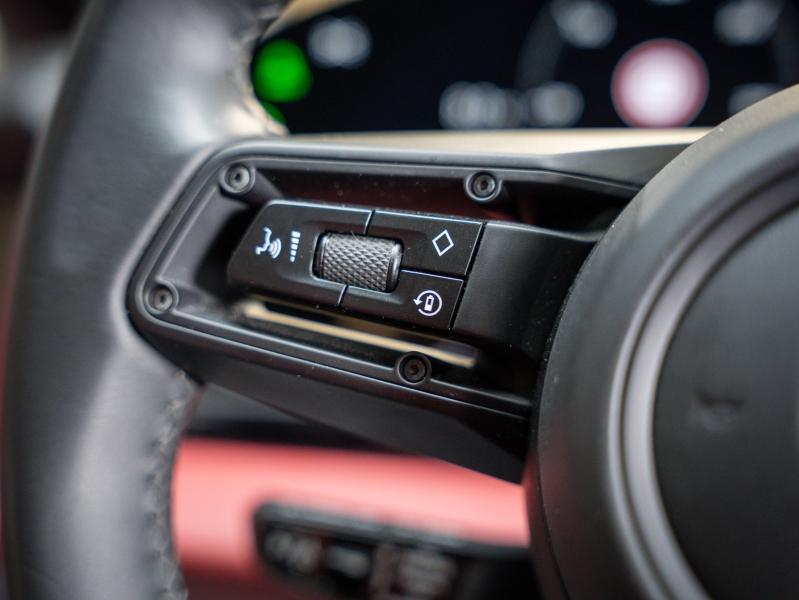 Voitures occasions PORSCHE Taycan Cross Turismo 4S Champagne-au-Mont-d'Or