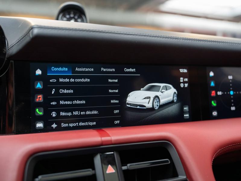 Voitures occasions PORSCHE Taycan Cross Turismo 4S Champagne-au-Mont-d'Or