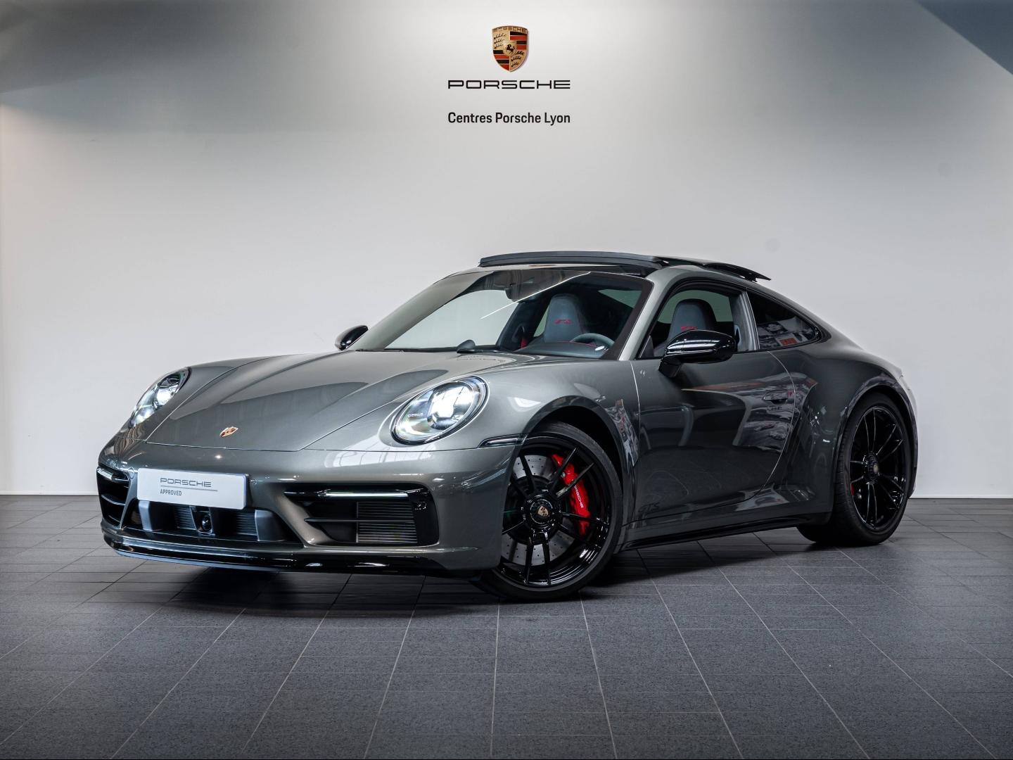 PORSCHE 911 Coupe
