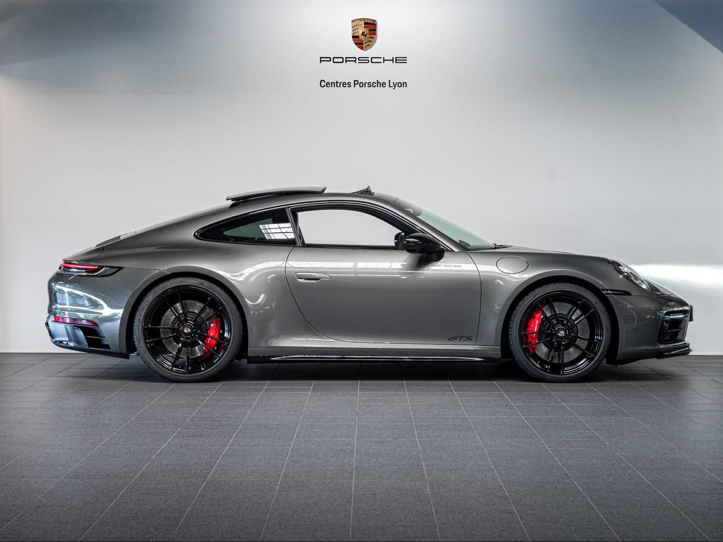 Voitures occasions PORSCHE 911 Coupe Carrera 4 GTS Champagne-au-Mont-d'Or