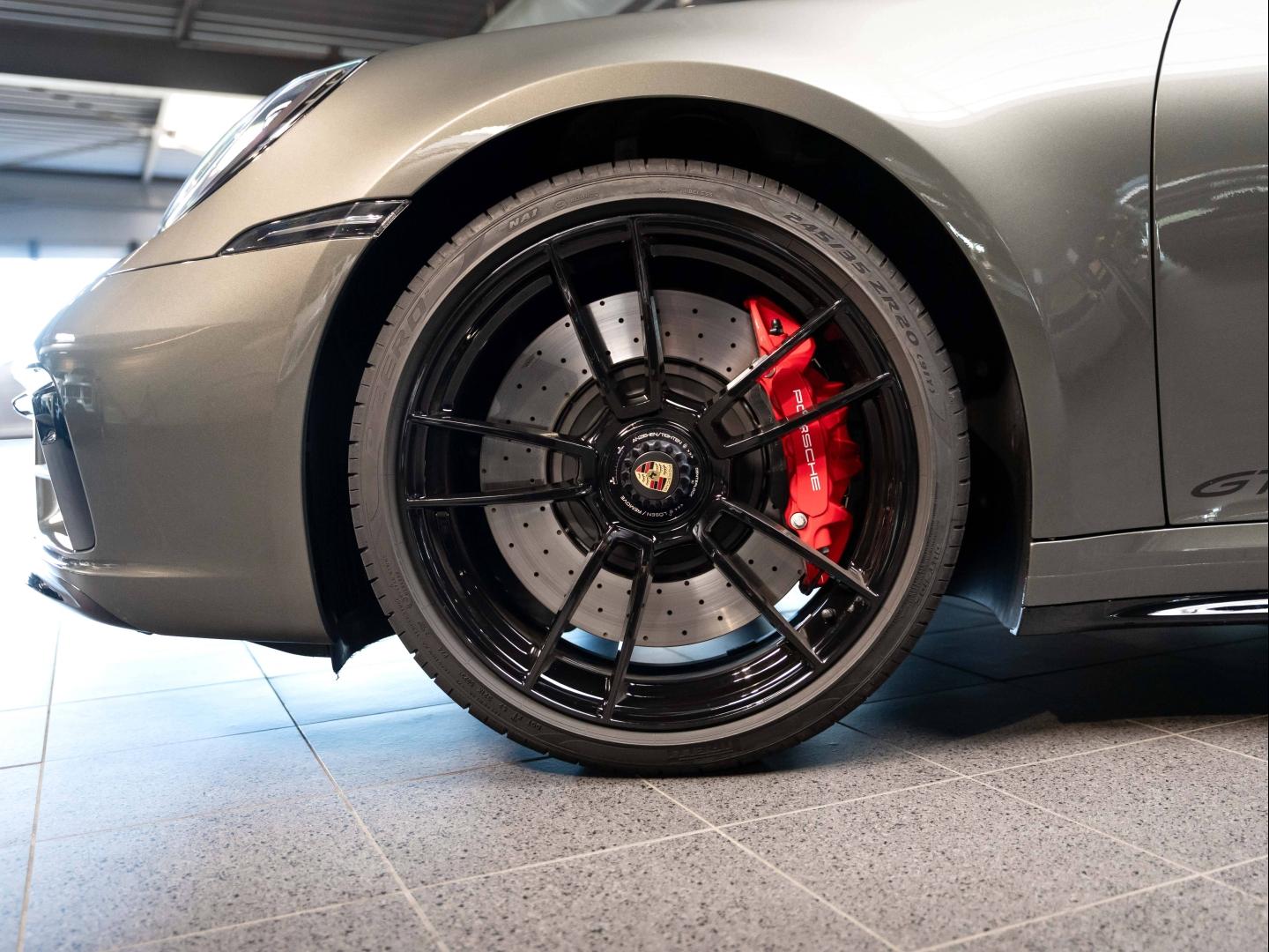 Voitures occasions PORSCHE 911 Coupe Carrera 4 GTS Champagne-au-Mont-d'Or