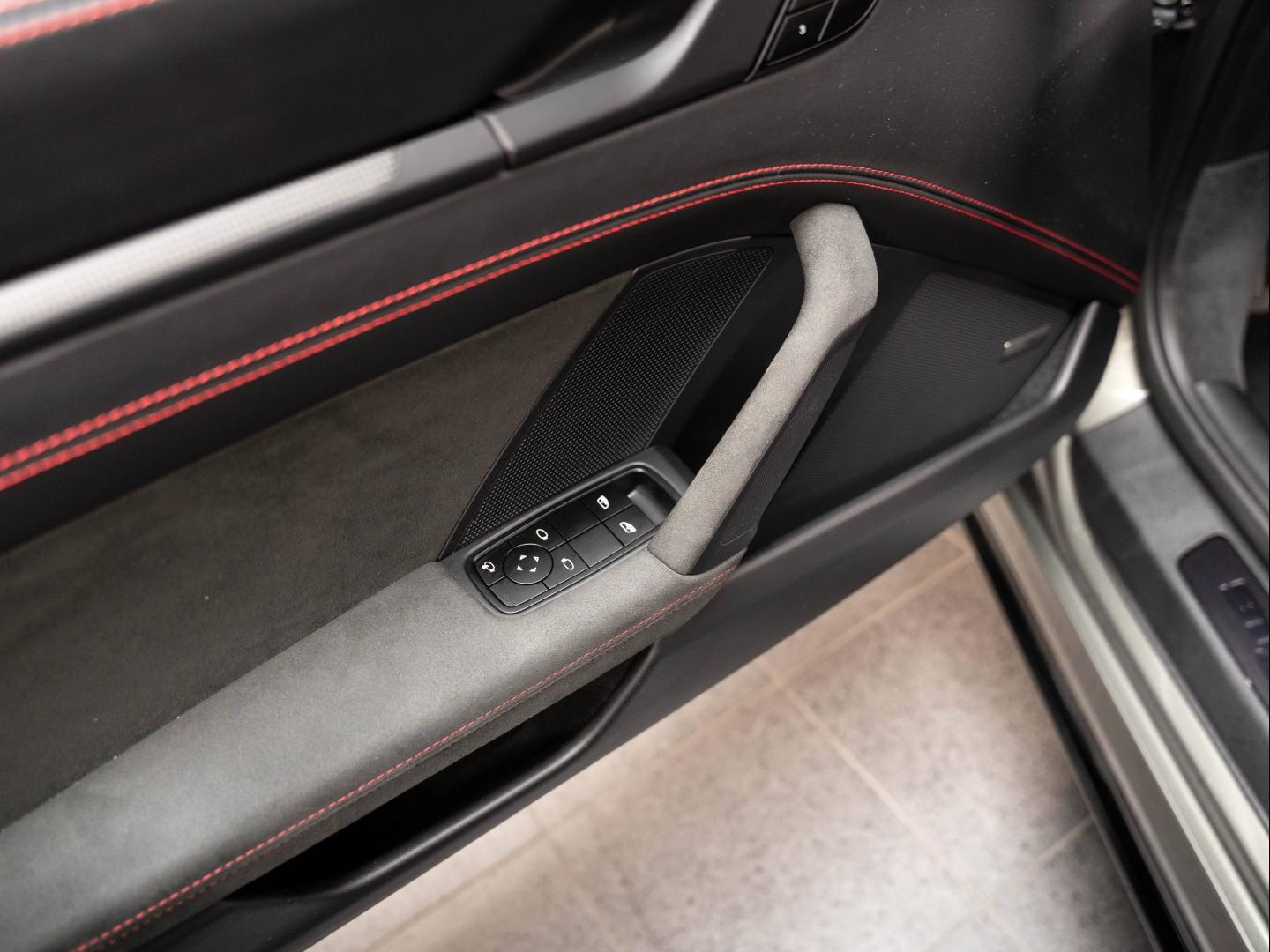 Voitures occasions PORSCHE 911 Coupe Carrera 4 GTS Champagne-au-Mont-d'Or