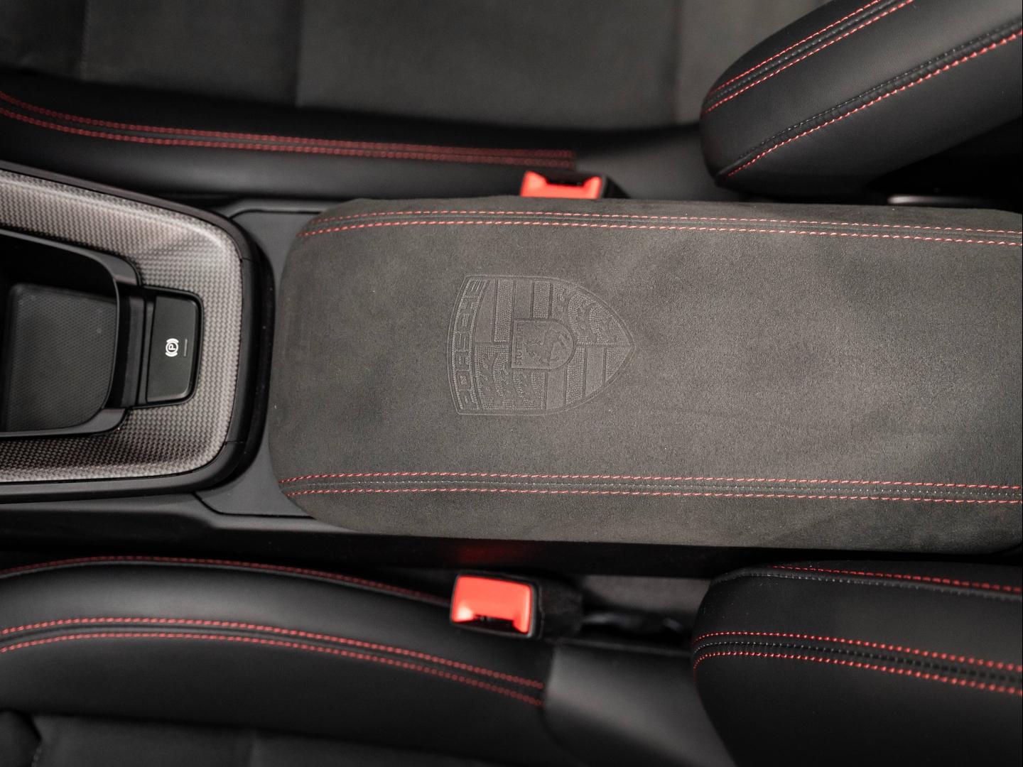 Voitures occasions PORSCHE 911 Coupe Carrera 4 GTS Champagne-au-Mont-d'Or