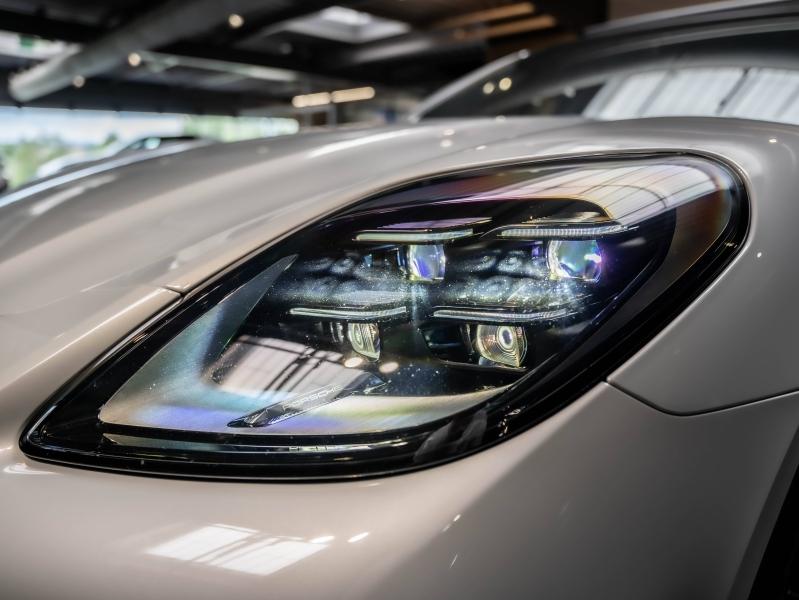 Voitures occasions PORSCHE PANAMERA 4 Champagne-au-Mont-d'Or