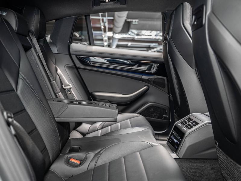 Voitures occasions PORSCHE PANAMERA 4 Champagne-au-Mont-d'Or