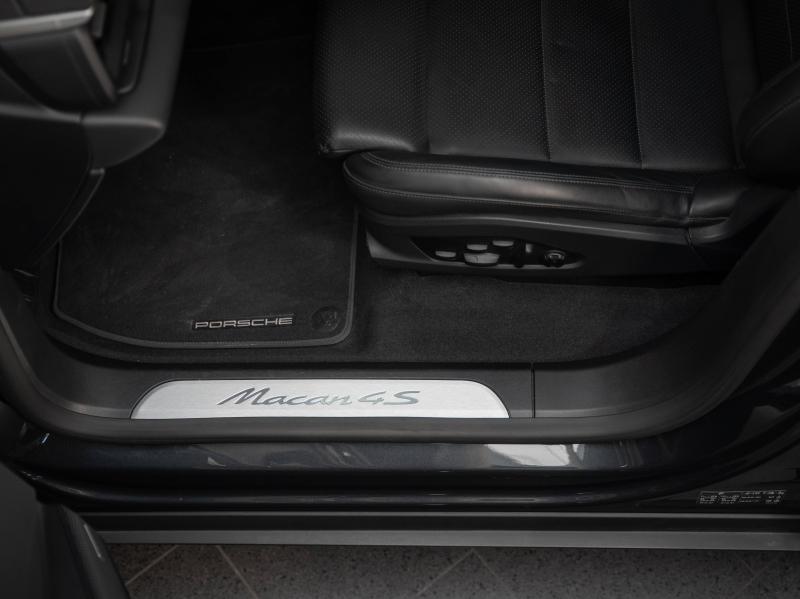 Voitures occasions PORSCHE MACAN 4S Champagne-au-Mont-d'Or