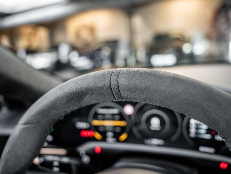Voitures occasions PORSCHE Taycan Sport Turismo Turbo Champagne-au-Mont-d'Or