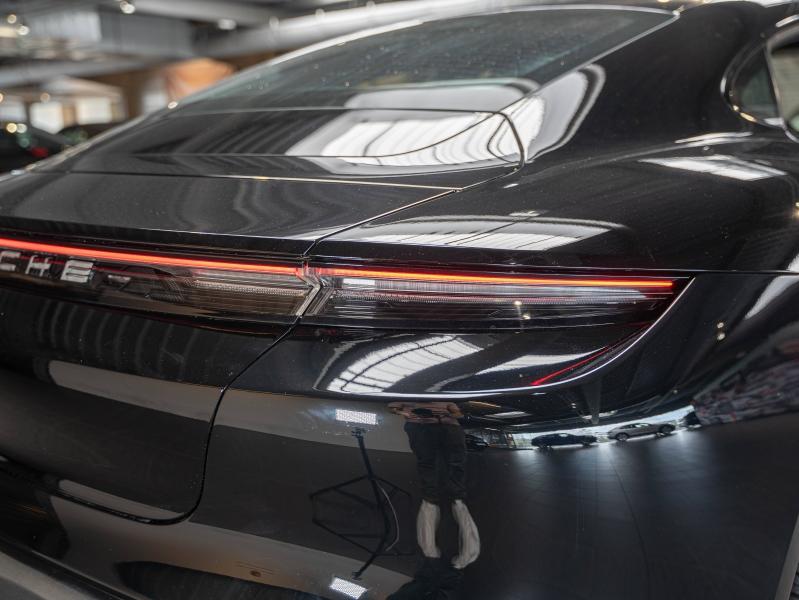 Voitures occasions PORSCHE Taycan 4S Champagne-au-Mont-d'Or