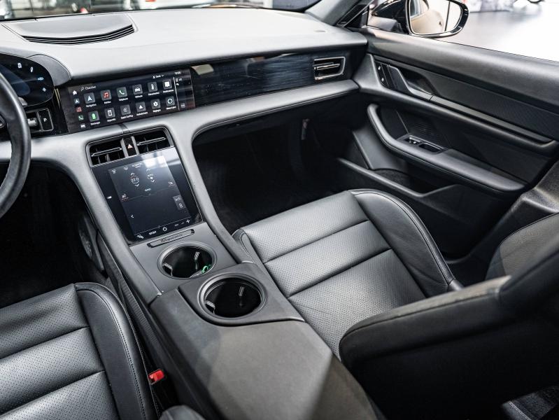 Voitures occasions PORSCHE Taycan 4S Champagne-au-Mont-d'Or