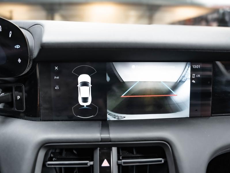 Voitures occasions PORSCHE Taycan 4S Champagne-au-Mont-d'Or