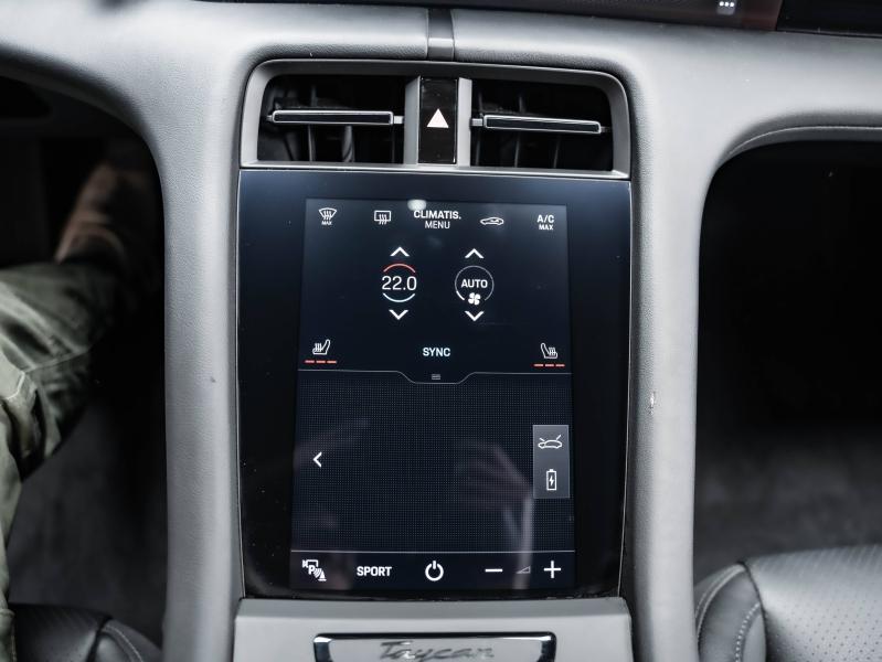 Voitures occasions PORSCHE Taycan 4S Champagne-au-Mont-d'Or