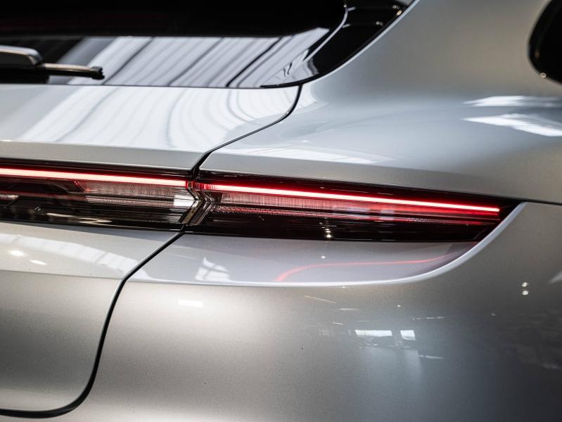 Voitures occasions PORSCHE Taycan Sport Turismo Base Champagne-au-Mont-d'Or