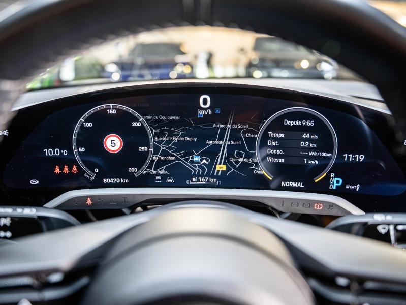 Voitures occasions PORSCHE Taycan Sport Turismo Base Champagne-au-Mont-d'Or