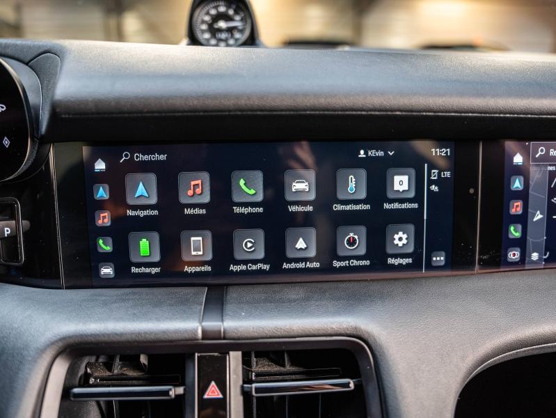 Voitures occasions PORSCHE Taycan Sport Turismo Base Champagne-au-Mont-d'Or