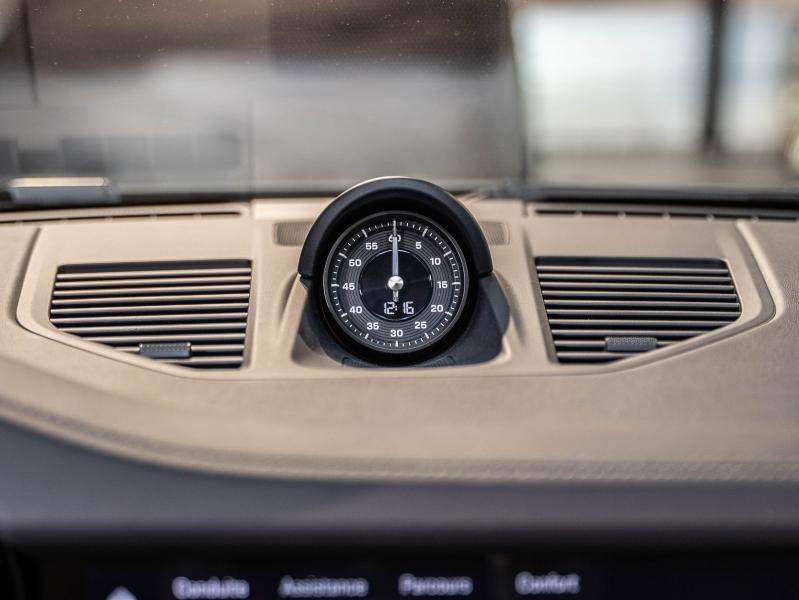 Voitures occasions PORSCHE 911 Cabriolet Carrera 4 GTS Champagne-au-Mont-d'Or