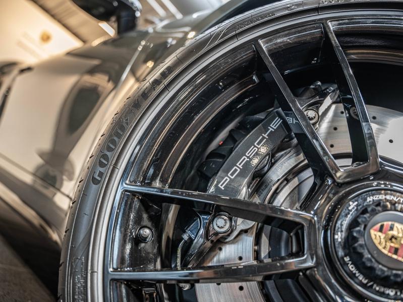 Voitures occasions PORSCHE 911 Cabriolet Carrera 4 GTS Champagne-au-Mont-d'Or