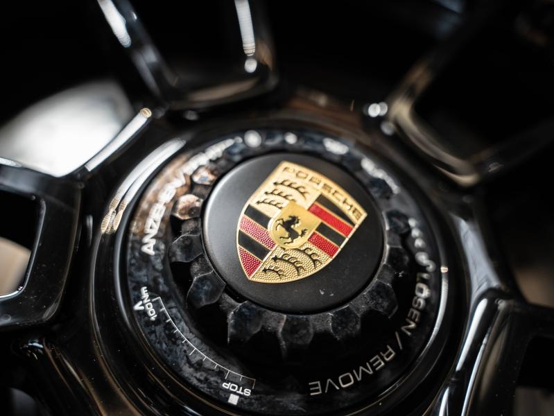 Voitures occasions PORSCHE 911 Cabriolet Carrera 4 GTS Champagne-au-Mont-d'Or