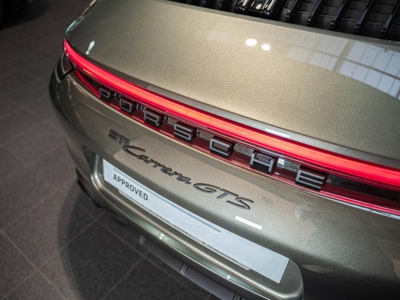 Voitures occasions PORSCHE 911 Cabriolet Carrera 4 GTS Champagne-au-Mont-d'Or