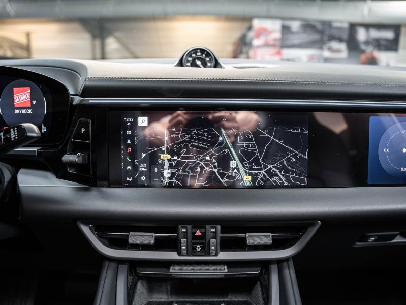 Voitures occasions PORSCHE MACAN Base Champagne-au-Mont-d'Or