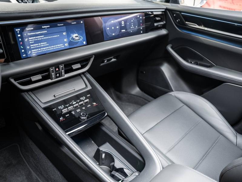 Voitures occasions PORSCHE MACAN Base Champagne-au-Mont-d'Or