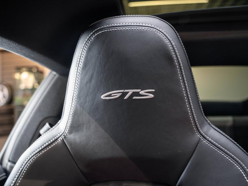 Voitures occasions PORSCHE 911 Coupe Carrera S Champagne-au-Mont-d'Or