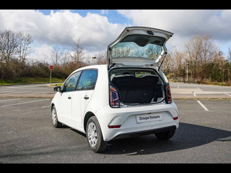 Voitures occasions VOLKSWAGEN e-up! Life Champagne-au-Mont-d'Or