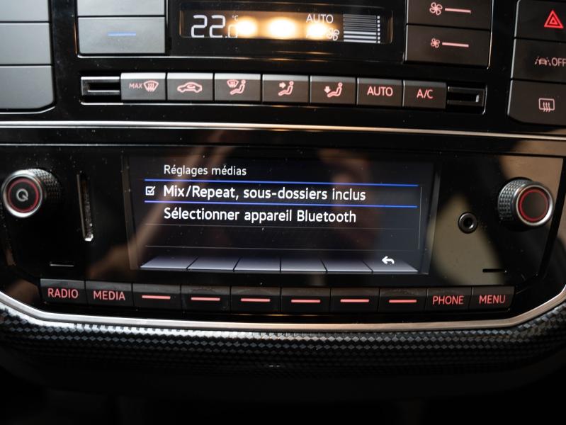 Voitures occasions VOLKSWAGEN e-up! Base Champagne-au-Mont-d'Or