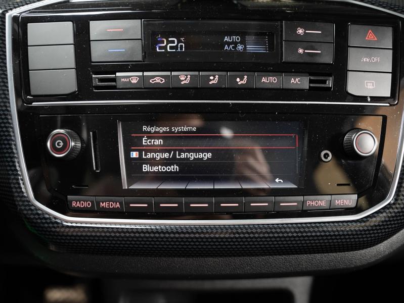 Voitures occasions VOLKSWAGEN e-up! Base Champagne-au-Mont-d'Or