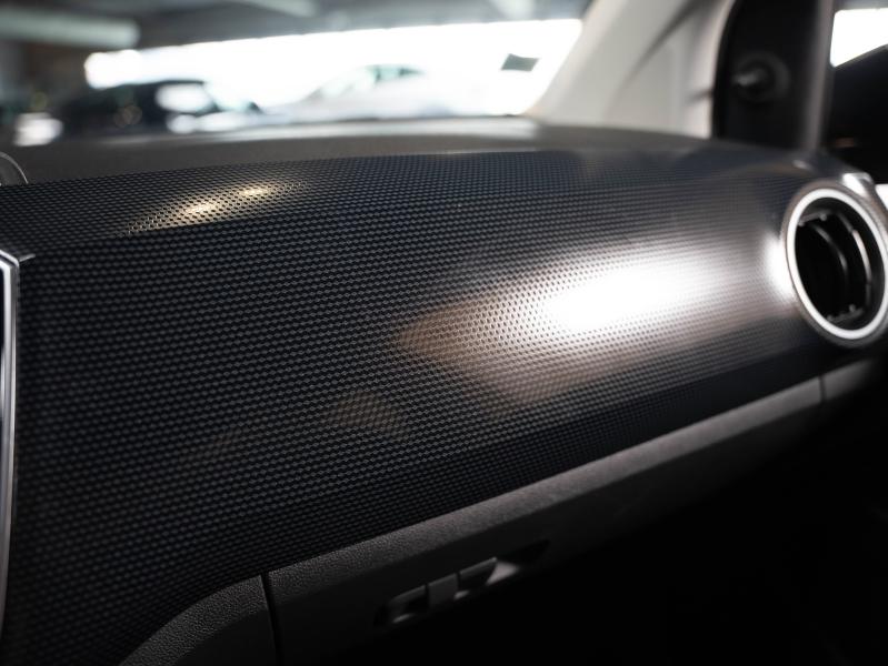 Voitures occasions VOLKSWAGEN e-up! Base Champagne-au-Mont-d'Or