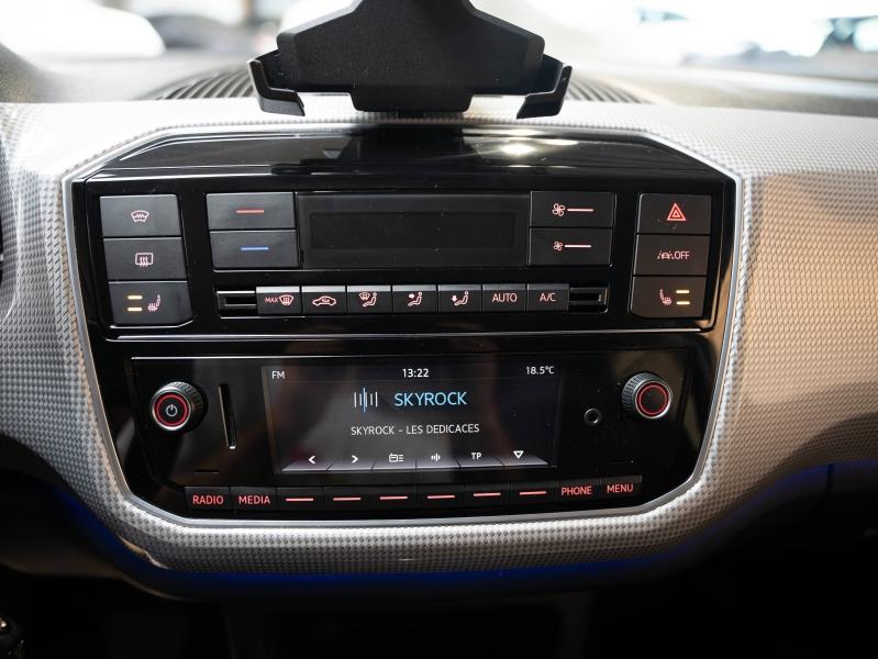 Voitures occasions VOLKSWAGEN e-up! Base Champagne-au-Mont-d'Or