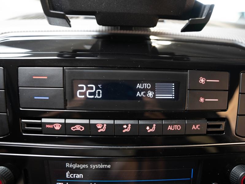 Voitures occasions VOLKSWAGEN e-up! Base Champagne-au-Mont-d'Or