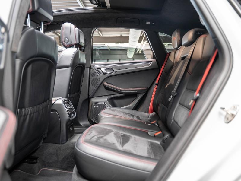 Voitures occasions PORSCHE MACAN GTS Champagne-au-Mont-d'Or