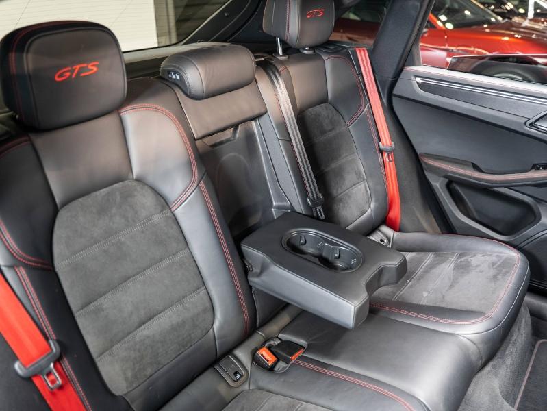 Voitures occasions PORSCHE MACAN GTS Champagne-au-Mont-d'Or
