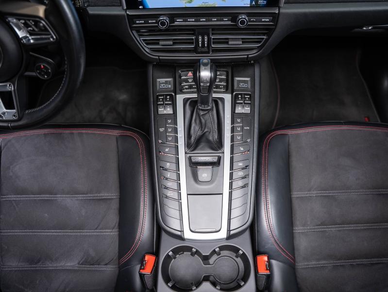 Voitures occasions PORSCHE MACAN GTS Champagne-au-Mont-d'Or