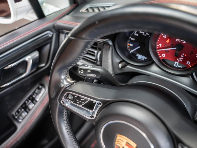 Voitures occasions PORSCHE MACAN GTS Champagne-au-Mont-d'Or