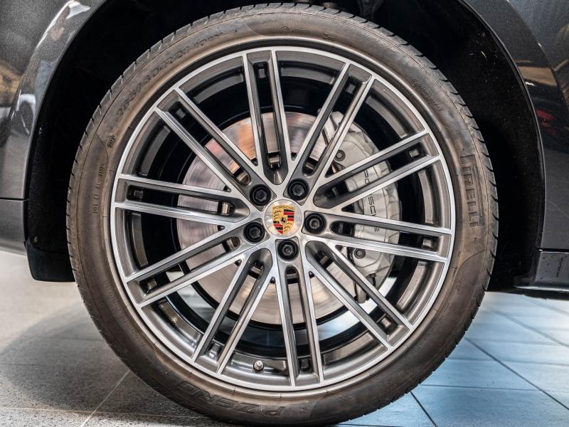 Voitures occasions PORSCHE MACAN Turbo Champagne-au-Mont-d'Or