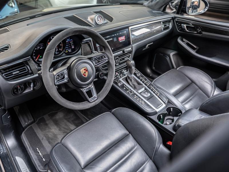 Voitures occasions PORSCHE MACAN Turbo Champagne-au-Mont-d'Or