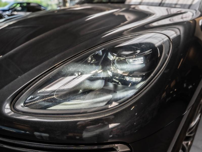 Voitures occasions PORSCHE MACAN Turbo Champagne-au-Mont-d'Or