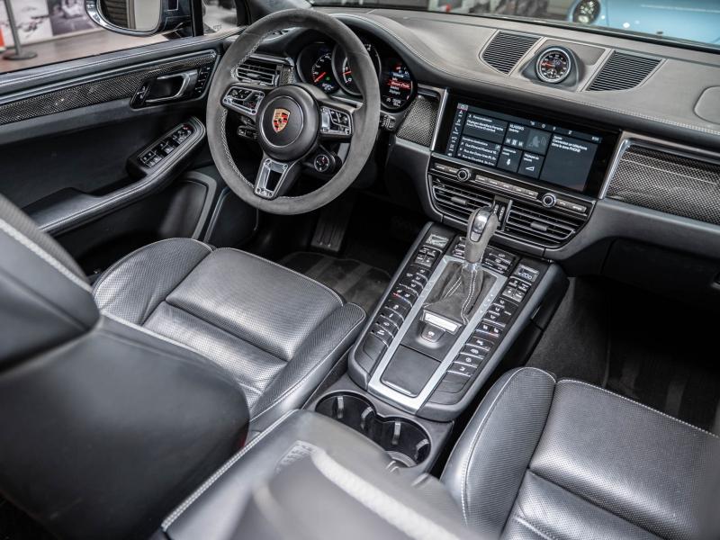 Voitures occasions PORSCHE MACAN Turbo Champagne-au-Mont-d'Or