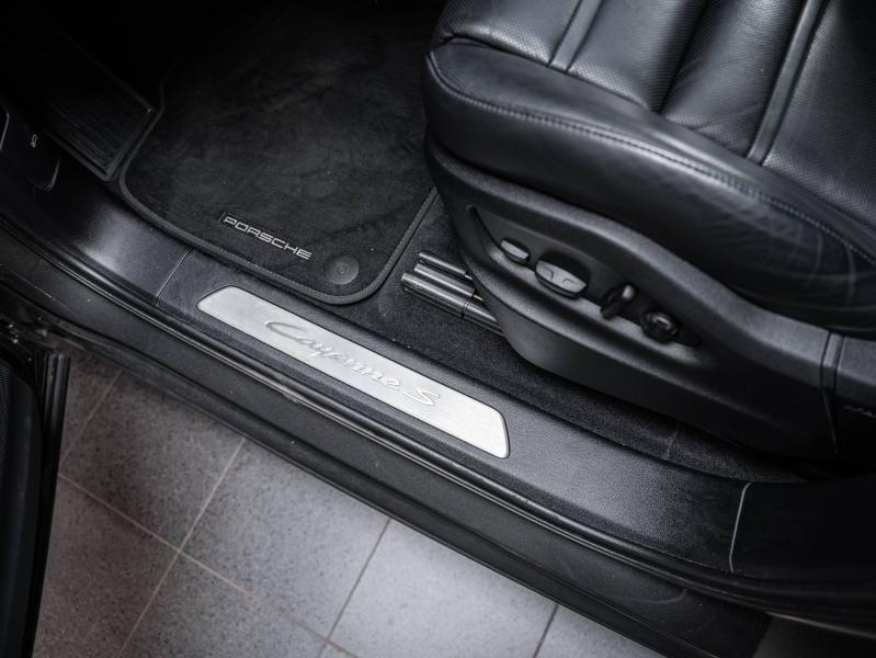 Voitures occasions PORSCHE Cayenne Coupe S E-Hybrid Champagne-au-Mont-d'Or