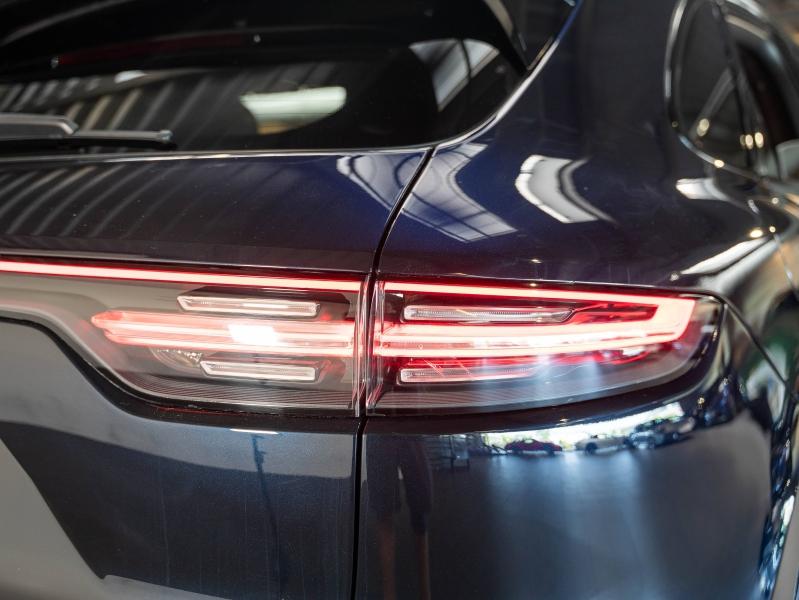 Voitures occasions PORSCHE CAYENNE Turbo Champagne-au-Mont-d'Or