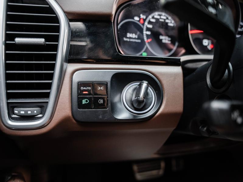 Voitures occasions PORSCHE CAYENNE Turbo Champagne-au-Mont-d'Or