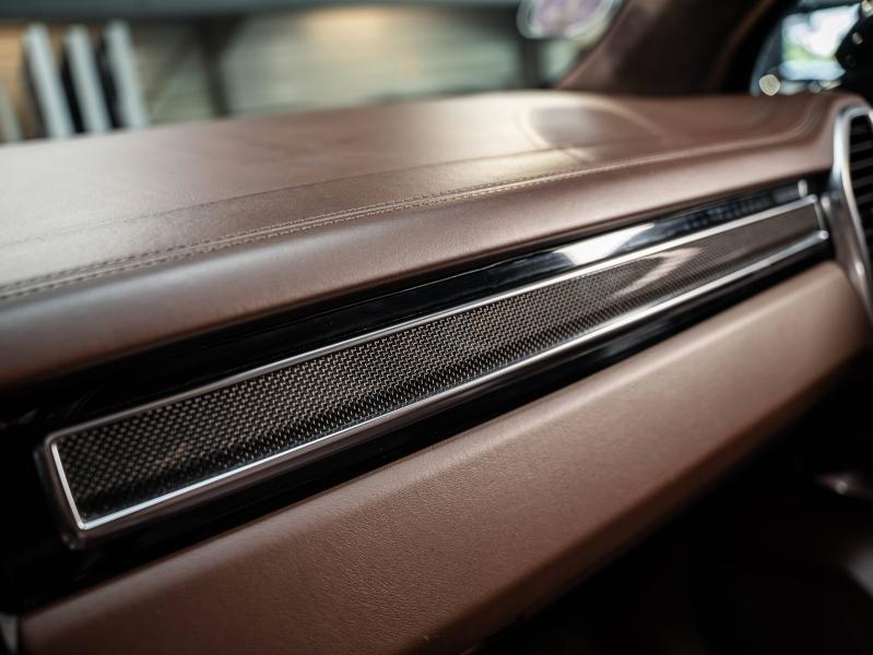 Voitures occasions PORSCHE CAYENNE Turbo Champagne-au-Mont-d'Or