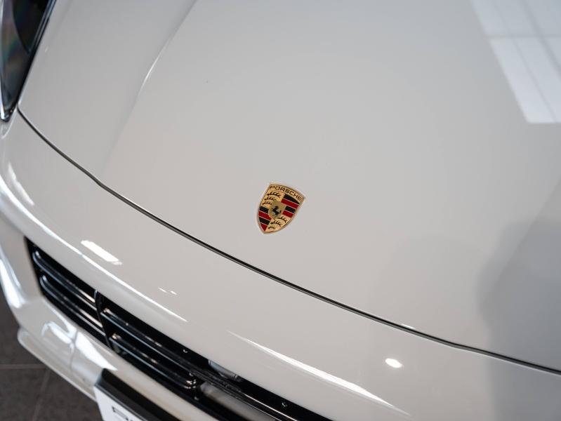 Voitures occasions PORSCHE Cayenne Coupe E-Hybrid Platinum Ed Champagne-au-Mont-d'Or