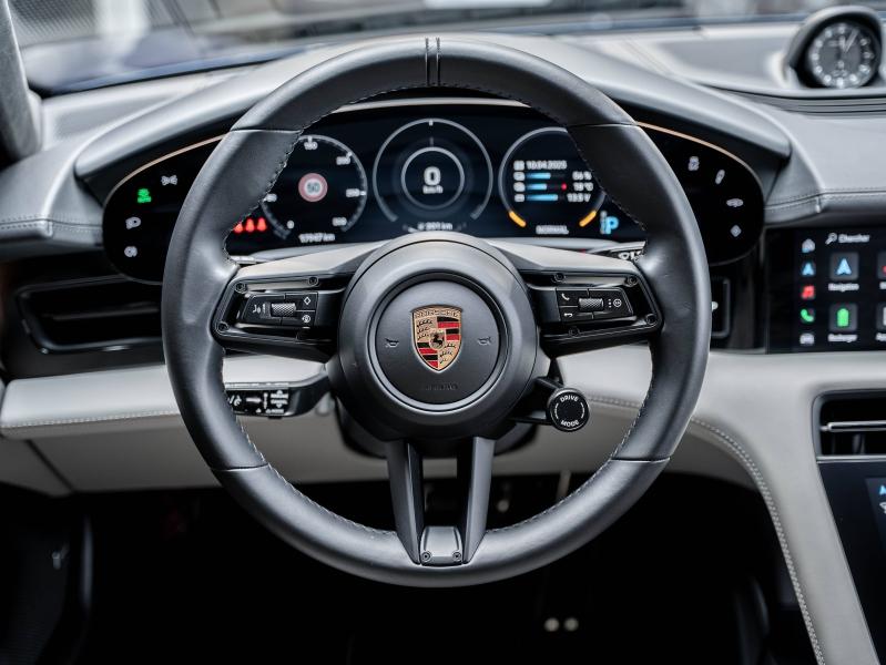 Voitures occasions PORSCHE Taycan Turbo Champagne-au-Mont-d'Or