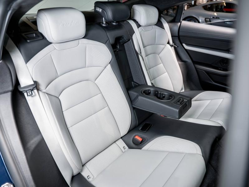 Voitures occasions PORSCHE Taycan Turbo Champagne-au-Mont-d'Or